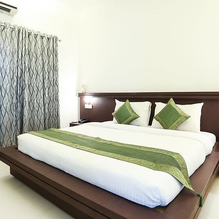 Treebo Trend Al Saj Convention Centre Kazhakuttam Luaran gambar